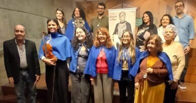 ADABL COMEMORA 63 ANOS DE HISTÓRIA, CULTURA E POESIA PARABÉNS ZÉLIA FERNANDES!